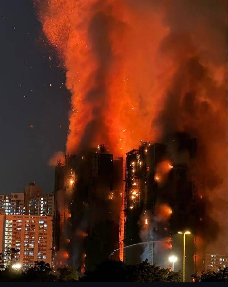 Kebakaran Mematikan di Hong Kong, Puluhan Orang Tewas