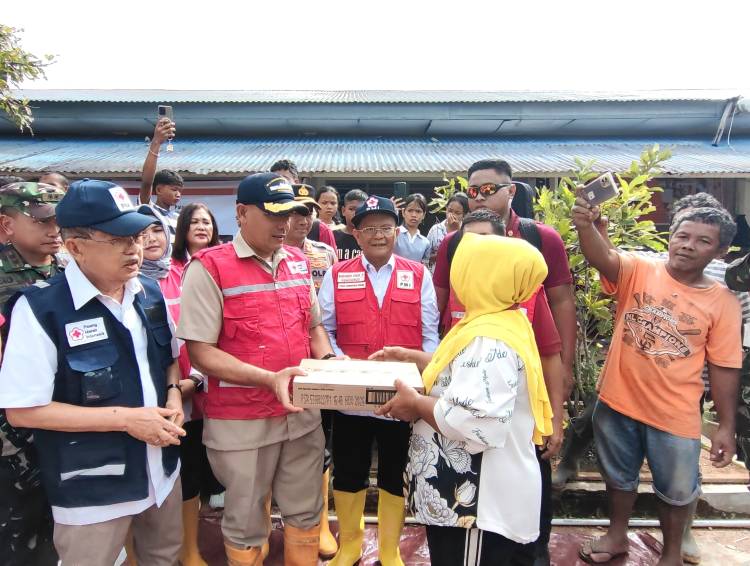 Kunjungi Lokasi Bencana di Sumut, Jusuf Kalla: Penanganan Bencana Dilakukan dalam 3 Tahap