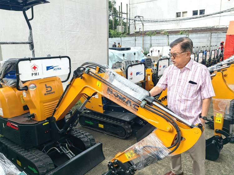 PMI Siapkan Bantuan Pendidikan dan Rehabilitasi, Total 2.500 Ton Logistik Siap Dikirim