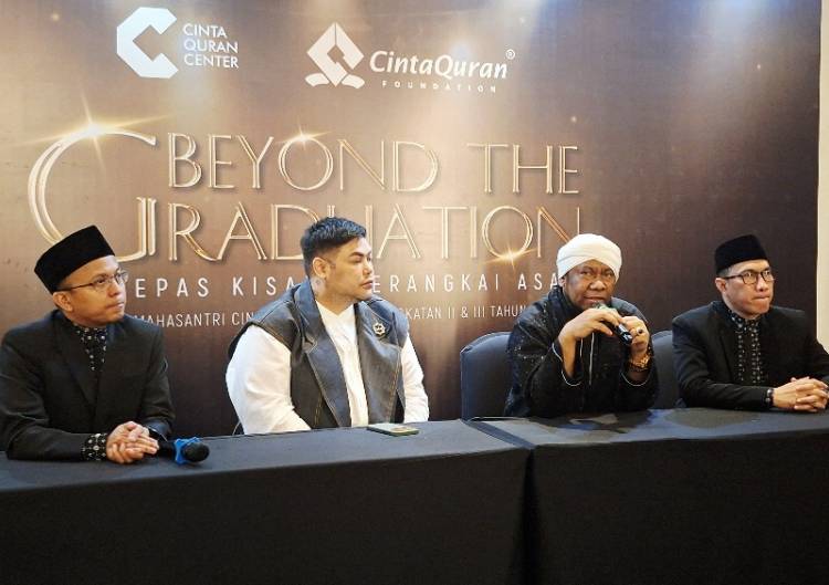 Menjadi Cahaya di Tengah Umat, 125 Mahasantri Cinta Quran Center Siap Terjun Berdakwah