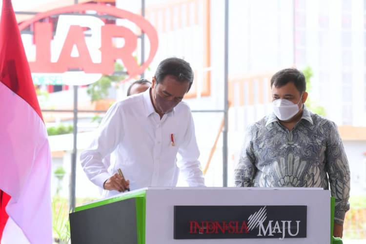 Jokowi Resmikan Pabrik Bio Diesel