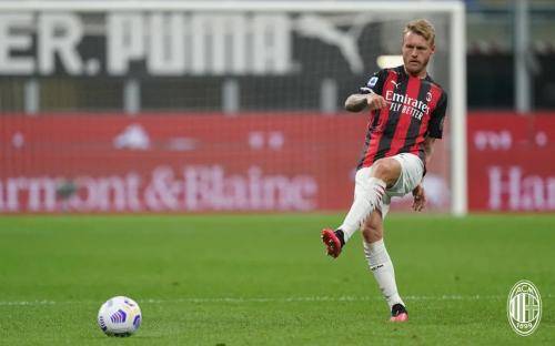 Merasa Nyaman di AC Milan, Simon Kjaer Ingin Pensiun Bersama I Rossoneri