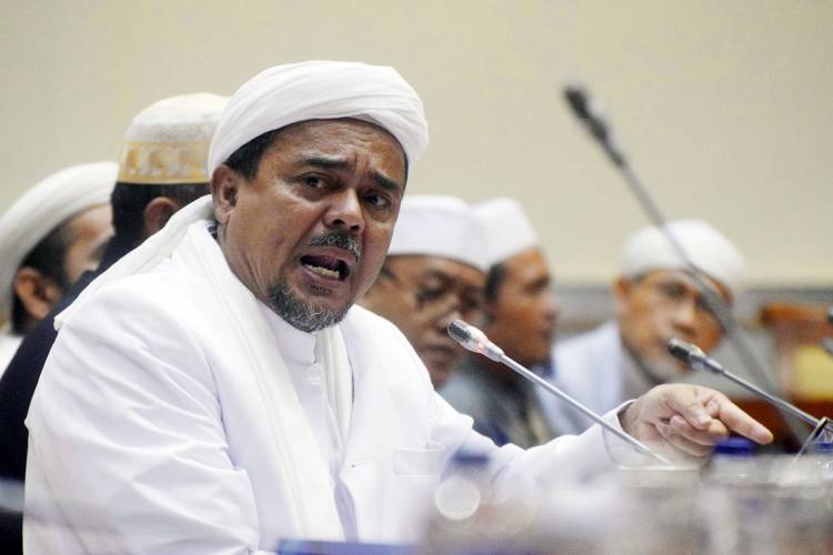 MA Pangkas Hukuman Habib Rizieq 2 Tahun Penjara