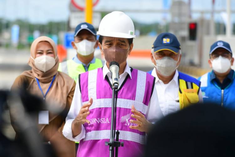 Presiden Soal Banjir Sintang: Kita Harus Perbaiki Daerah Tangkapan Hujan