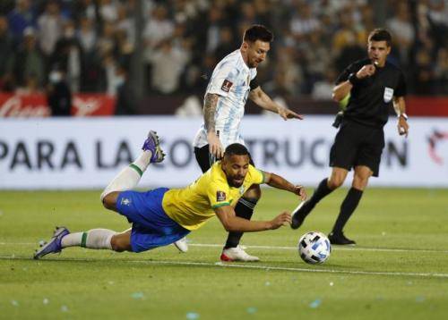 Laga Argentina vs Brazil Bermain Imbang  