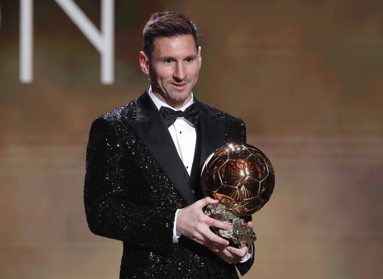 Lionel Messi Raih Ballon dOr 2021 yang ke-7 Kalinya  