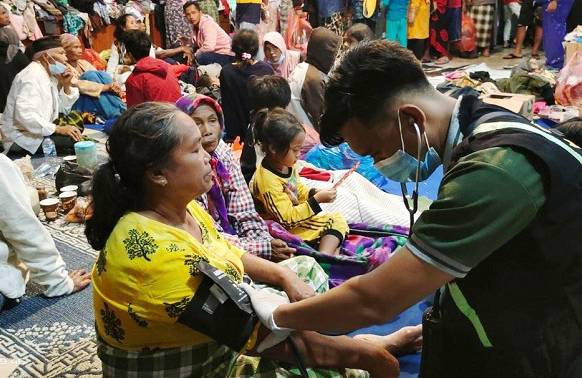 Simak Cara Penanganan untuk Anak dan Korban Terdampak Erupsi Gunung Semeru