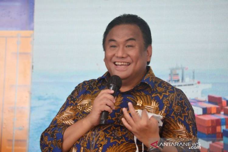 Wakil Ketua DPR RI: Pembatalan PPKM Level 3 Berdampak Positif bagi Ekonomi Masyarakat