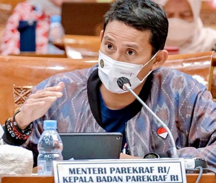 Sandiaga Uno Menyebutkan Sektor Ekonomi Kreatif Hasilkan Lapangan Kerja Terbanyak