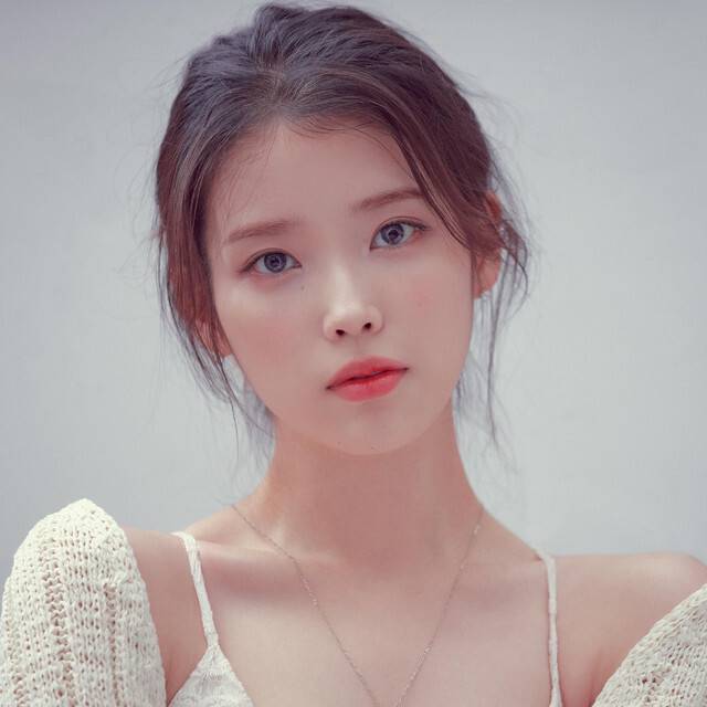 IU Rilis Teaser Single Terbaru Berjudul 'Pieces'