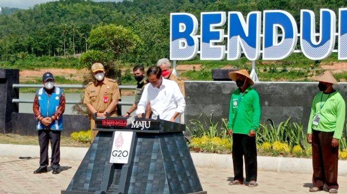 Presiden Jokowi Meresmikan Waduk Pidekso Wonogiri 