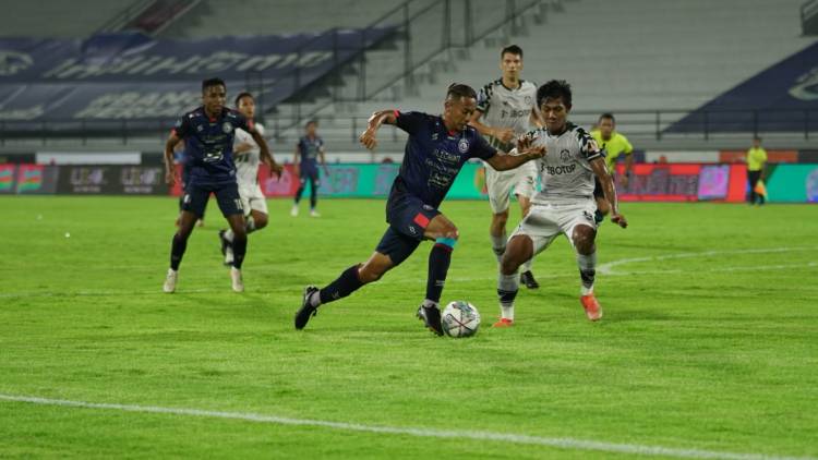 Imbang Lawan Persikabo, Pelatih Arema Langsung Move on ke Laga vs Bhayangkara