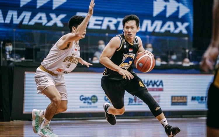 Abraham Damar Bertekad Antarkan Prawira Bandung Juara IBL 2022