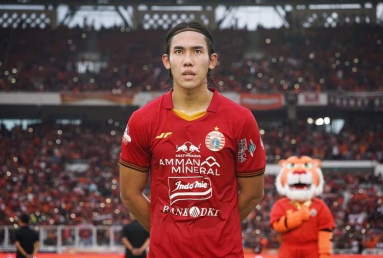 Ryuji Utomo Kembali Perkuat Persija Jakarta