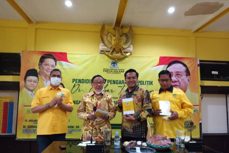 Pesan Akbar Tandjung Jadi Pelecut Semangat Kader Partai Golkar di Surabaya