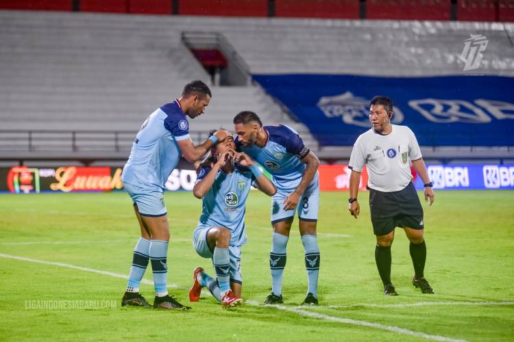 Gagal Menang akibat Persija Samakan Kedudukan di Menit Ke-81, Pelatih Persela Buka Suara