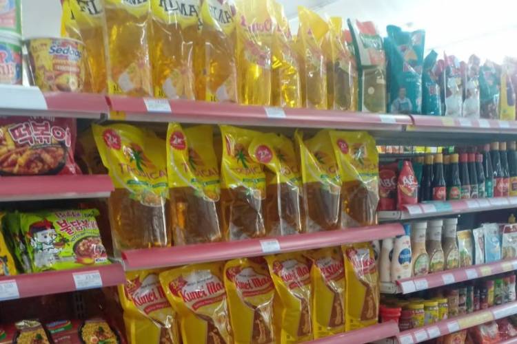 Yogyakarta Mulai Terapkan Kebijakan Satu Harga untuk Minyak Goreng Kemasan