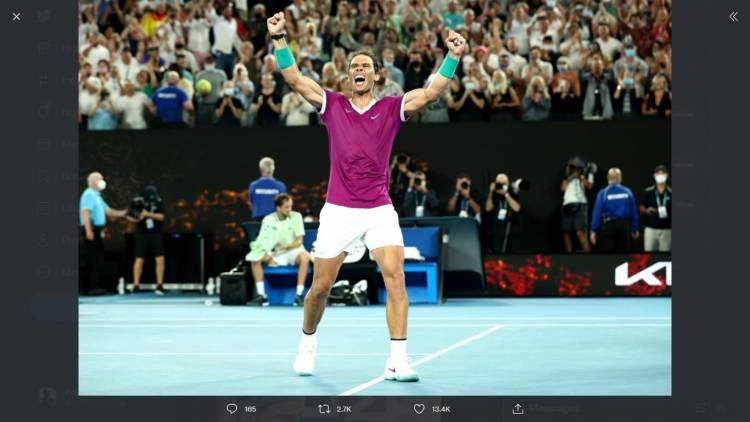 Tundukkan Medvedev, Rafael Nadal Angkat Trofi Australia Open