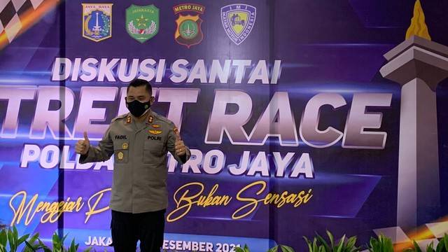  Street Race Ditunda, Kapolda Metro Jaya Mengajak komunitas Jadi Mitra  Dalam Program Vaksinasi Booster.