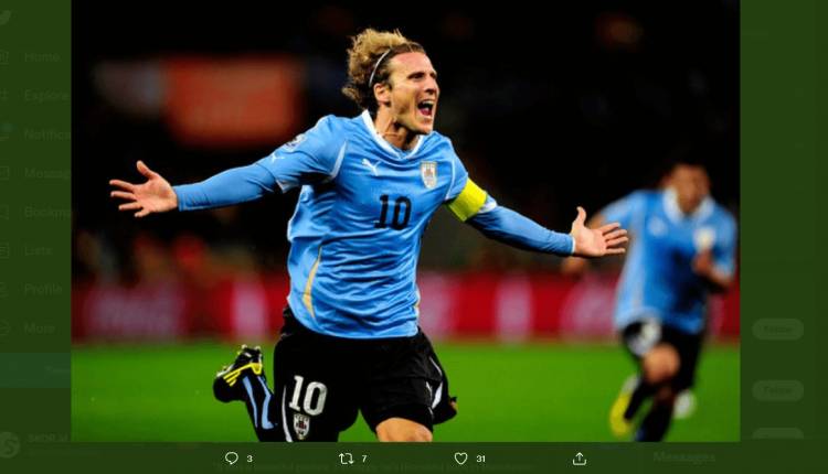 Berusia 42 Tahun, Diego Forlan Kembali dari Masa Pensiun