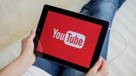 YouTube dan TikTok Diduga Kumpulkan Data Pengguna untuk Kepentingan Pribadi?