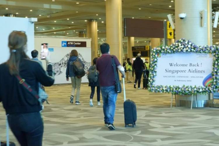 Singapore Airlines Mendarat di Bali Lagi, Kemenparekraf Optimistis Perekonomian Bangkit