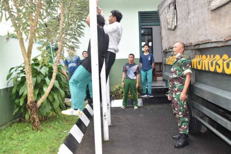 Calon Prajurit Jalur Lintas Agama, Kodim Wonosobo Latih Fisik Santri