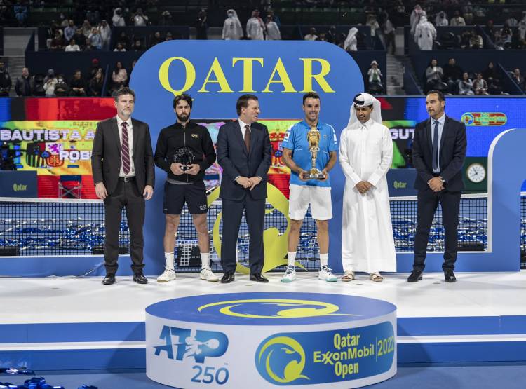 Tumbangkan Nikoloz Basilashvili, Roberto Bautista Agut Rebut Gelar Juara Qatar Open