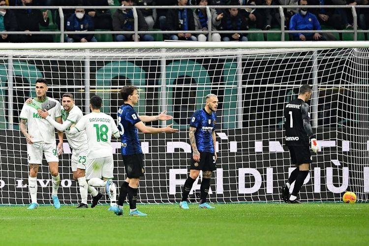 Kalah dari Sassuolo, Inter Milan Gagal Salip AC Milan