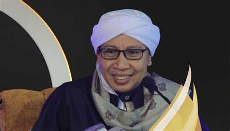 Buya Yahya : Pagelaran Wayang, Gelaran Kebudayaan Sarat Cerita Nilai-Nilai Ajaran Islam 