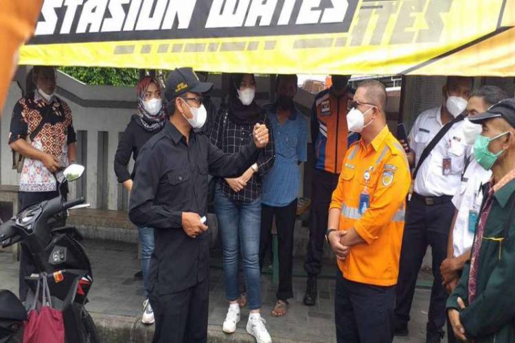 Alasan PKL Stasiun Wates Tolak Relokasi