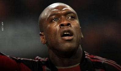 Clarence Seedorf Resmi Jadi Muallaf