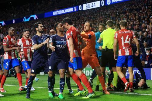 Pemain Manchester City dan Atletico Madrid Baku Hantam di Lorong Stadion