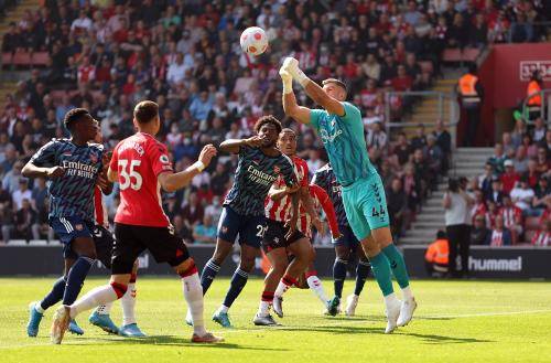 Hasil Liga Inggris Semalam: Manchester United dan Arsenal Beda Hasil