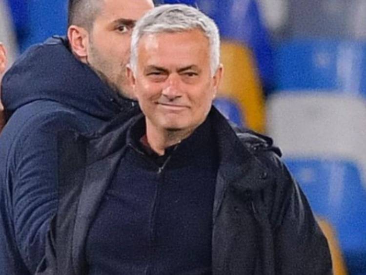 Jose Mourinho Doakan Inter Milan Juara Liga Italia 2021-2022