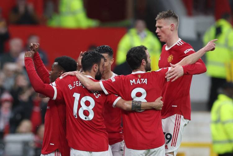 Liga Inggris : Manchester United Kalahkan Brentford 3-0 di Laga Kandang Terakhir 