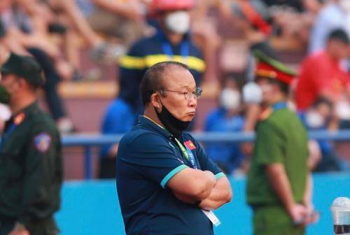 Media Korea Selatan : Taktik Park Hang-seo Ungguli Shin Tae-yong