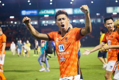 Persib Bandung Resmi Datangkan Pemain Timnas Filipina Daisuke Sato