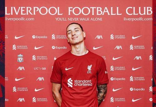 Darwin Nunez Resmi Gabung The Reds Liverpool