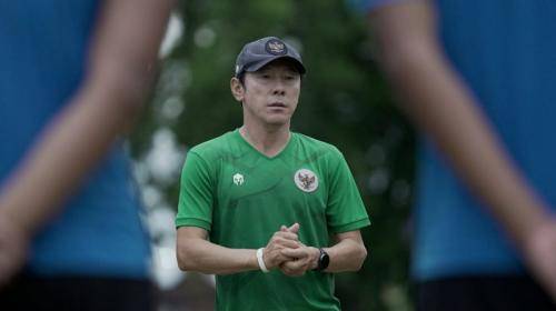 Toleransi Shin Tae-yong, Hentikan Latihan Timnas U- 19 Saat Kumandang Adzan Magrib Terdengar