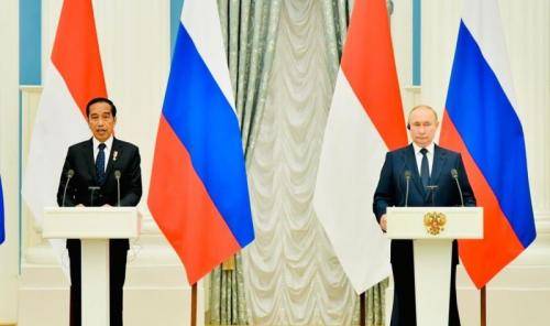 Bertemu Presiden Putin, Presiden Jokowi : Bangsa Indonesia Siap Jembatani Komunikasi Perdamaian Rusia-Ukraina