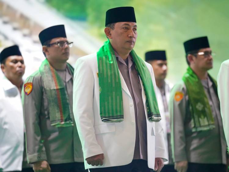 Kapolri Hadiri Kegiatan Tradisi Keceran yang Pecahkan Rekor MURI dan Dunia