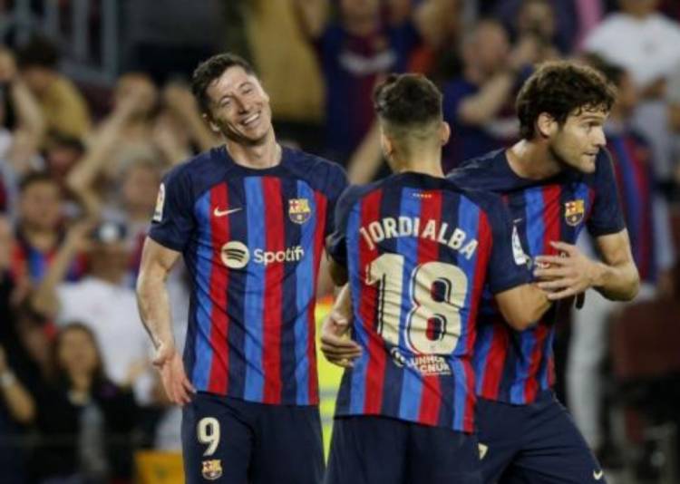 Barcelona Pepet Real Madrid di Klasemen Sementara Usai Libas Villareal 3-0