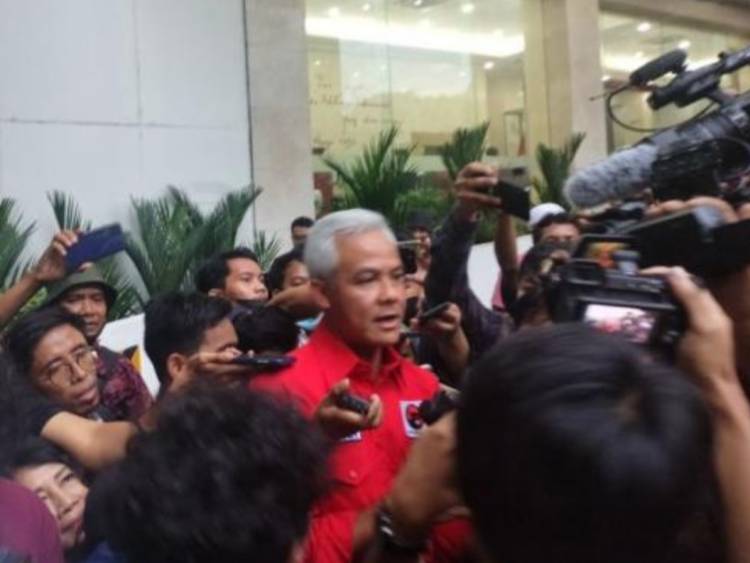 Ganjar Pranowo Disanksi PDIP karena Siap Nyapres 2024!