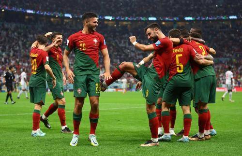 Portugal ke Perempatfinal, Bantai Timnas Swiss 6-1