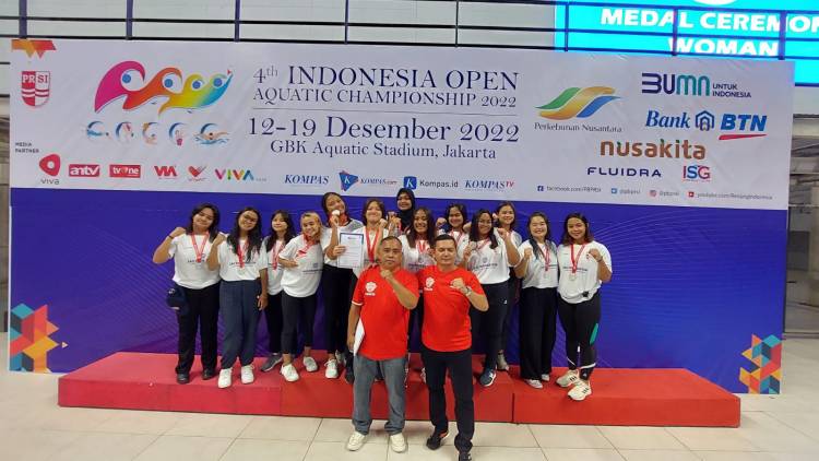 Putri Jawa Barat Juara Cabang Polo Air 4th IOAC 2022