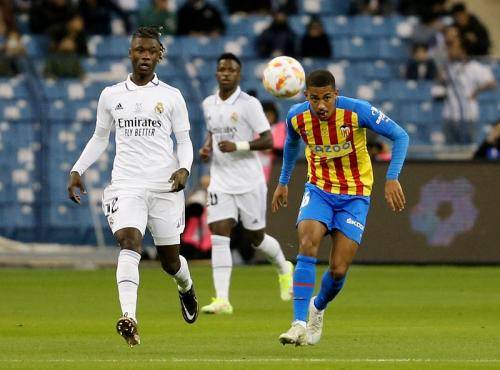 Real Madrid vs Valencia di Semifinal Piala Super Spanyol 2022/2023: Madrid Menang Adu Penalti!