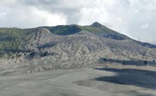 Waspada! Gunung Bromo Mulai.Meneggeliat