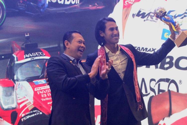 Sean Gelael Raih Lifetime International Achievement Award dari IMI