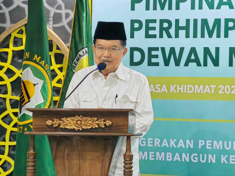 Lantik Pengurus Remaja Masjid DMI, JK Ingatkan Untuk Mengisi Ruang-Ruang Kosong Umat Islam